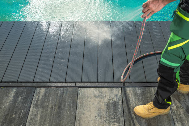 Garage Pressure Washing in Pembroke Pines, FL